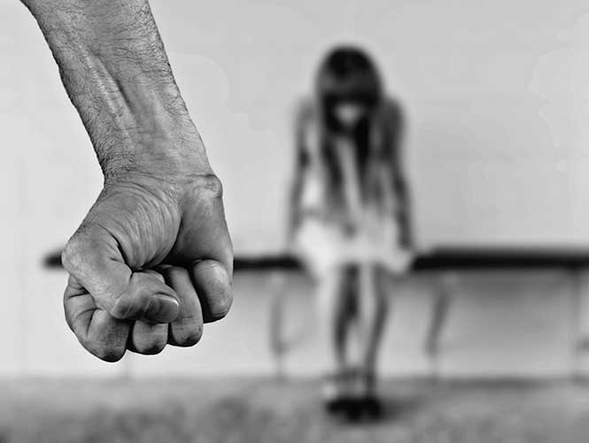 aborto-y-violacion.-alt.-