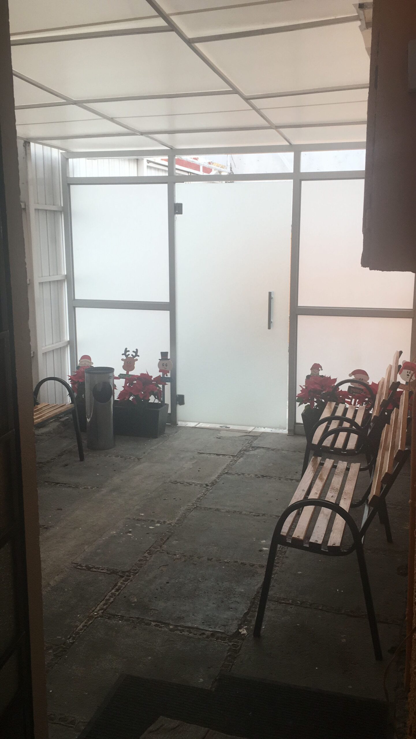 Interior Medica Center Fem